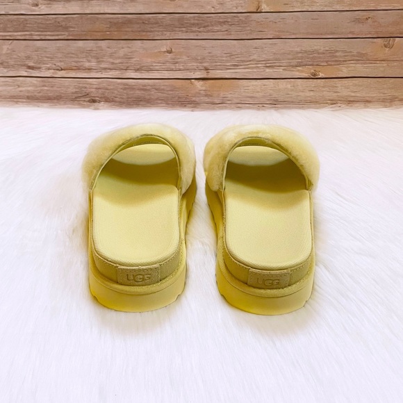 UGG Women’s Laton Fur Slides In Margarita - Picture 3 of 7